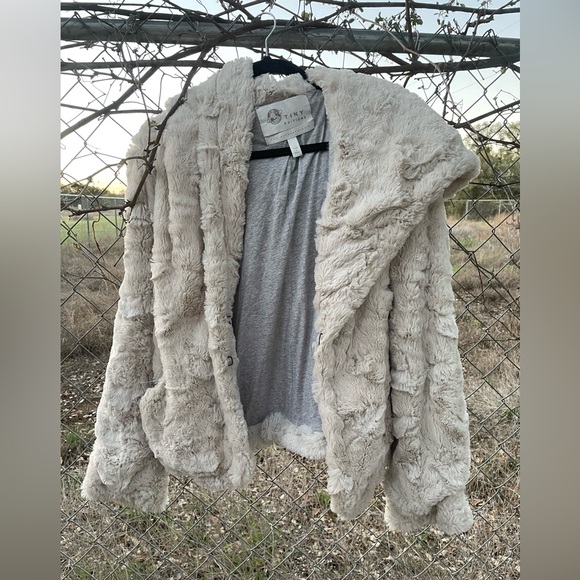 Tiny by Anthropologie Jackets & Blazers - Faux Fur Tiny by Anthropologie button-clasp Coat with Hood